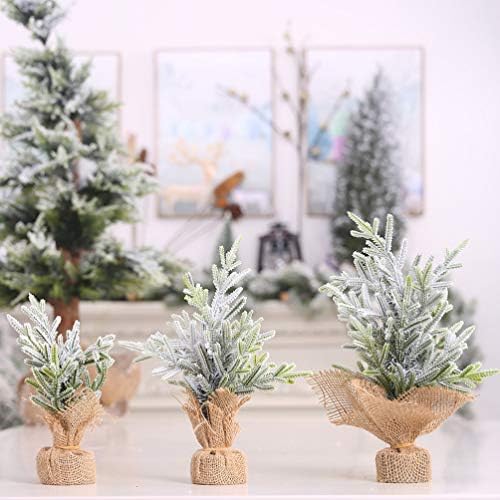 AMOSFUN מיני עץ חג מולד מושלג 3 יחידים מיני מלאכותיים עץ חג המולד שולחן עליון עצי אורן עם בסיס יוטה סצינות מיניאטורות