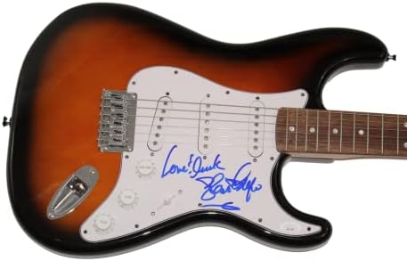 גלוריה אסטפן חתמה על חתימה בגודל מלא פנדר סטראטוקסטר גיטרה חשמלית עם ג 'יימס ספנס ג' יי. אס. איי אימות-זמרת